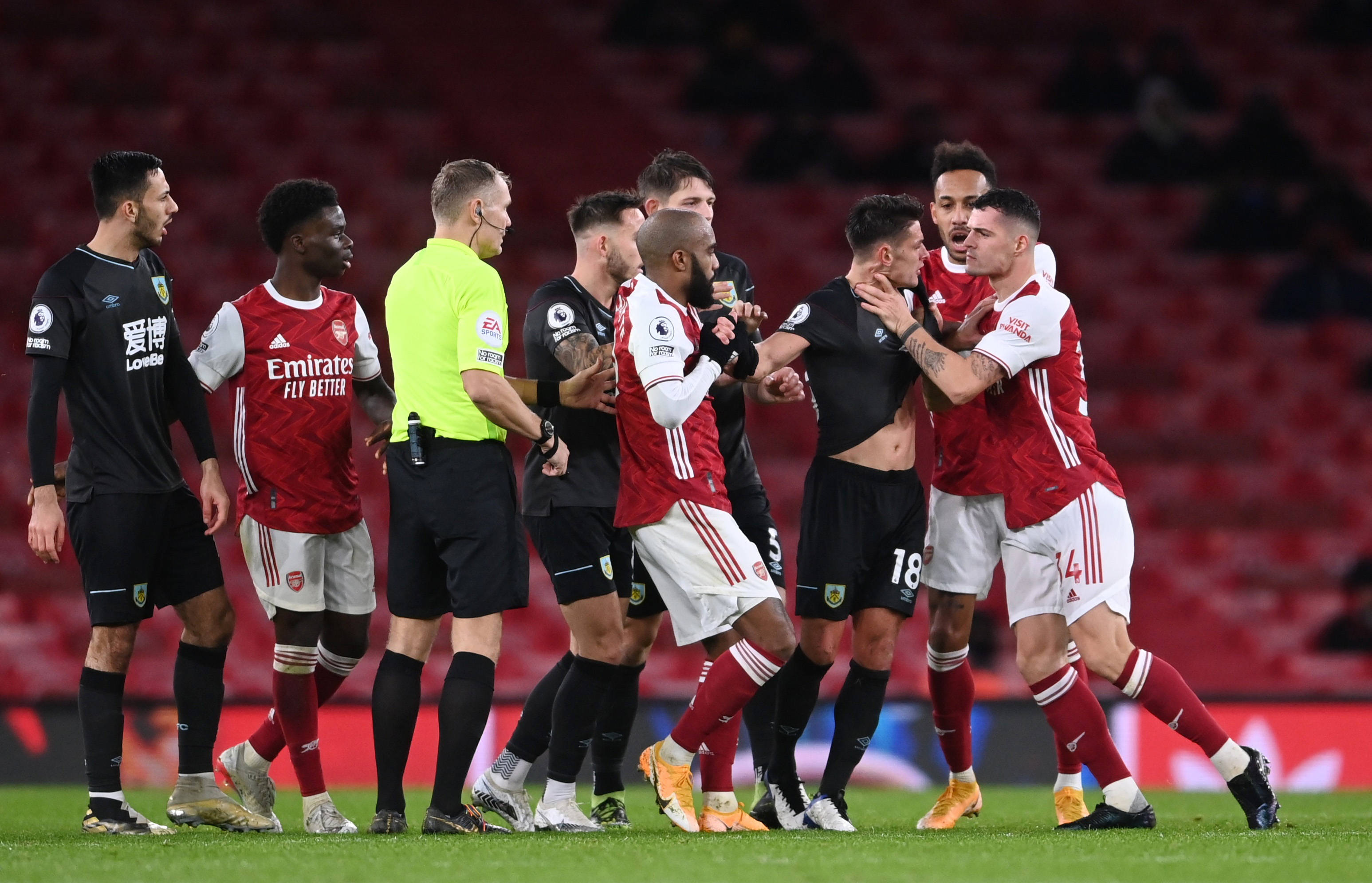 经带领球队 经带领球队